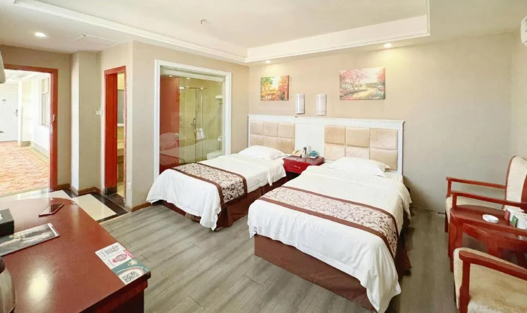 Bed in GreenTree Inn Guangdong Huizhou Chenjiang Intercity Rail Station Business Hotel