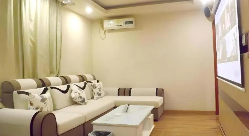 GreenTree Inn Guangdong Huizhou Chenjiang Intercity Rail Station Business Hotel