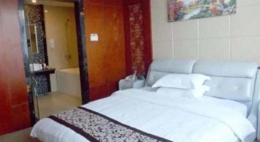 Bed in GreenTree Inn Guangdong Huizhou Chenjiang Intercity Rail Station Business Hotel