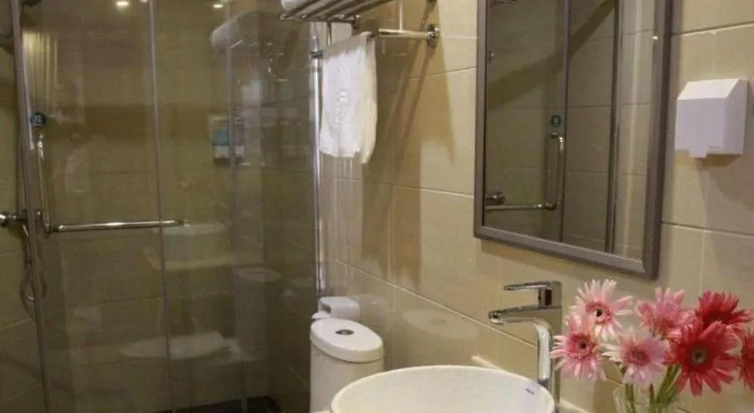 GreenTree Inn Guangdong Huizhou Chenjiang Intercity Rail Station Business Hotel