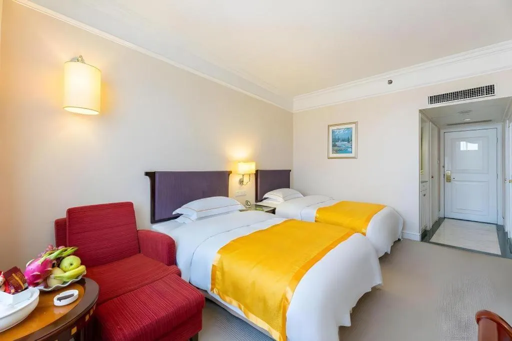 Bed in Shantou Golden Gulf Hotel