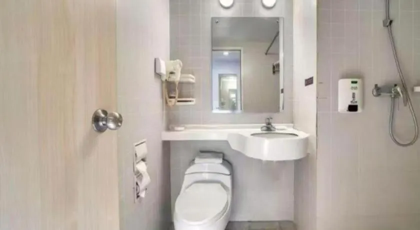 Jinjiang Inn Zhenjiang Jiangsu University Suning Plaza