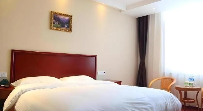 Bed in GreenTree Inn Hebei Langfang Bazhou Railway Station West Yingbin Road Express Hotel