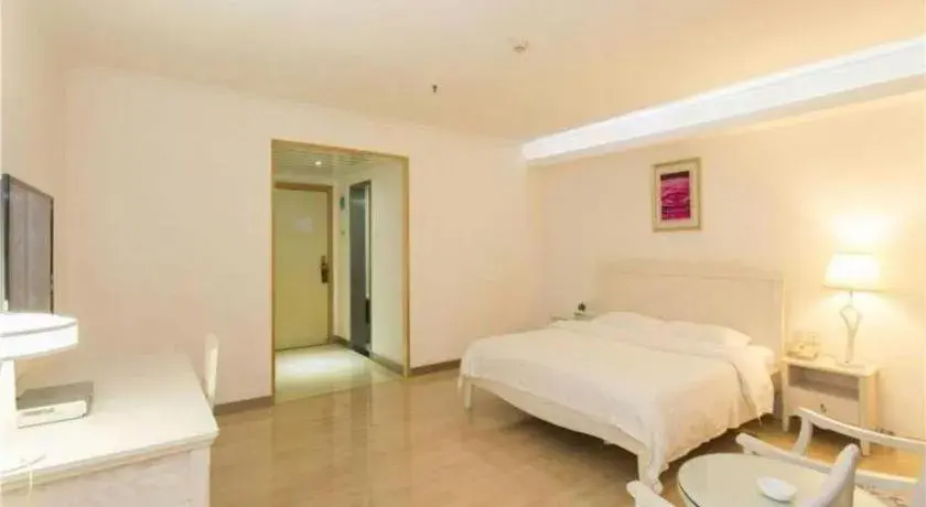 Bed in 7 Days Inn Guangzhou Zoo Huanghuagang Metro Station Bed in 7 Days Inn Guangzhou Zoo Huanghuagang Metro Station