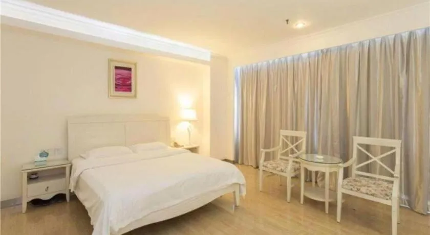 Bed in 7 Days Inn Guangzhou Zoo Huanghuagang Metro Station