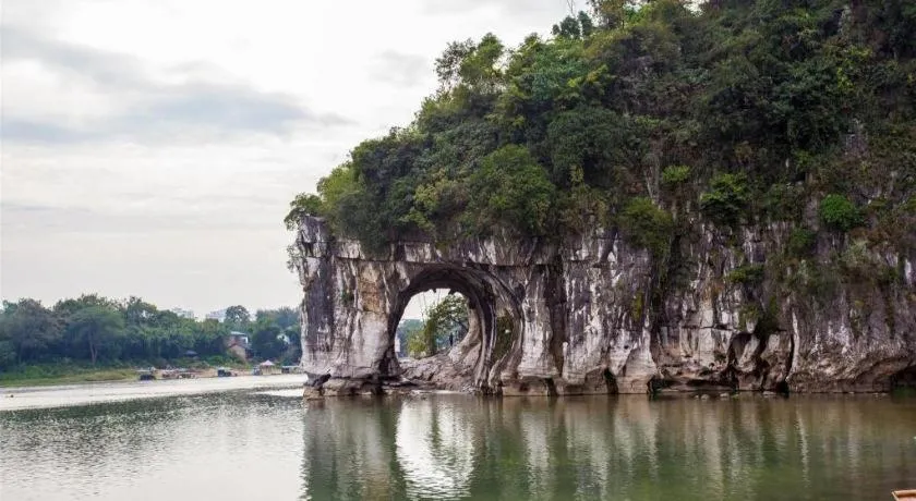 7 Days Inn Guilin Beiji Plaza Yushan Garden