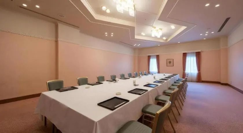 Grand Hotel New Oji