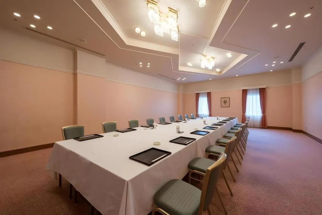 Grand Hotel New Oji