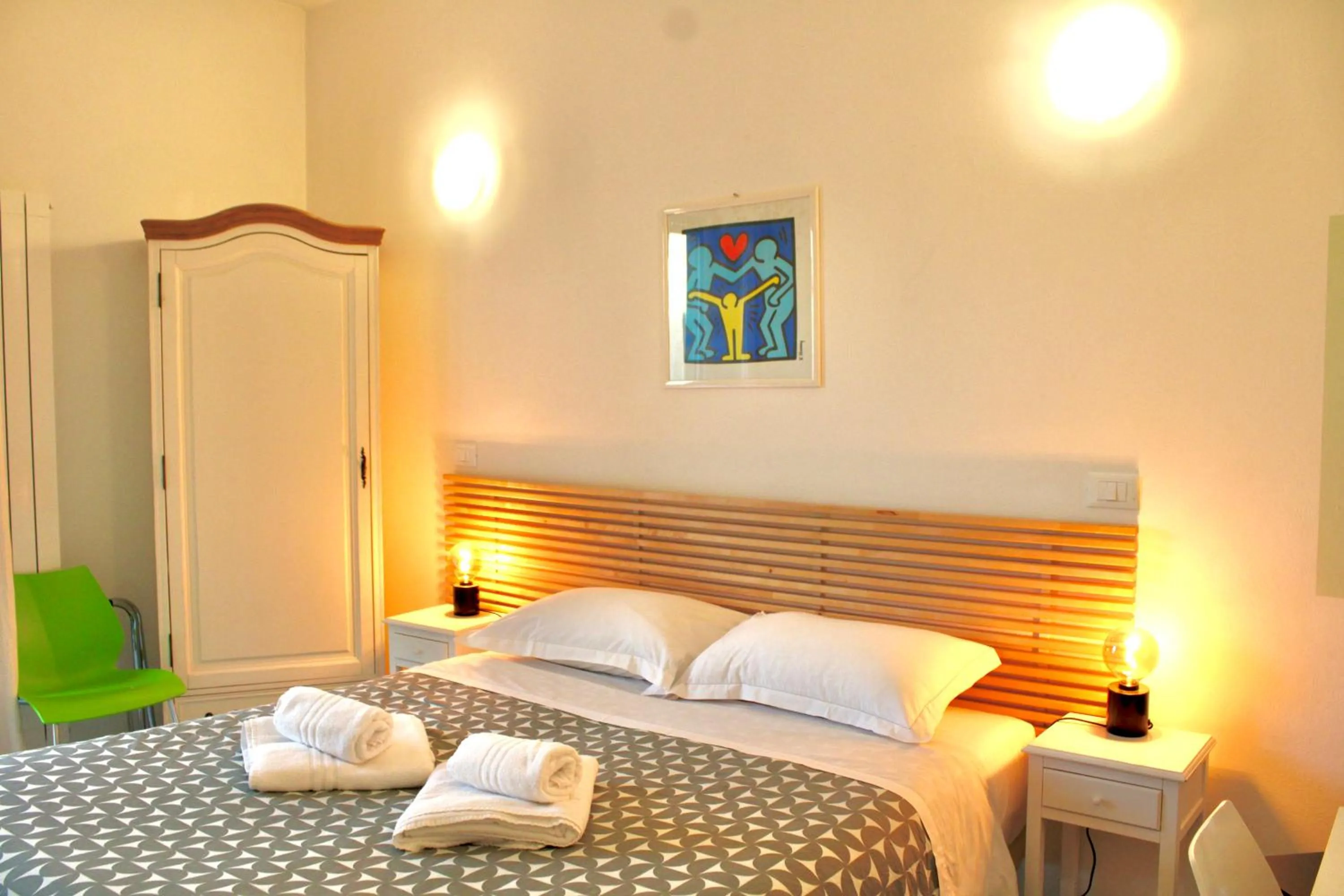 Bed in The Green Gate - Airport Guest House