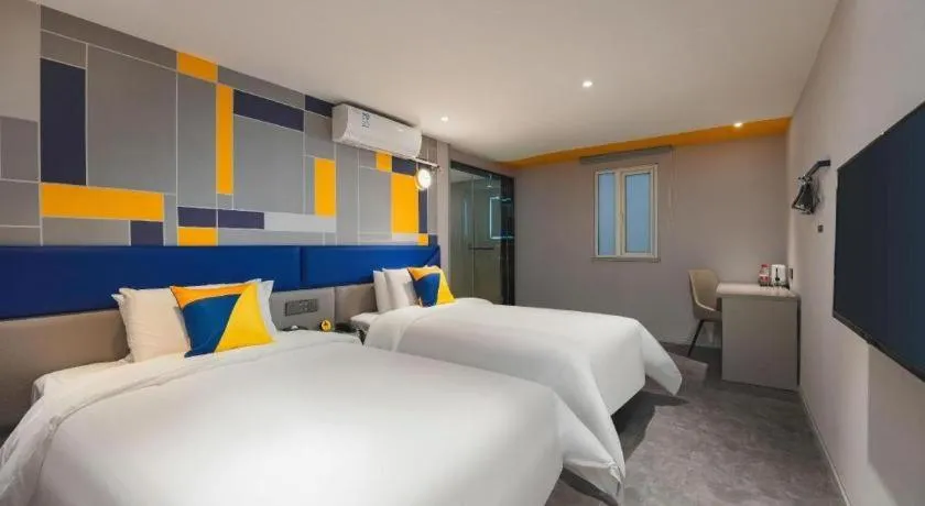 Bed in 7 Days Inn Nanjing Xinjiekou Changfu Street Metro Station