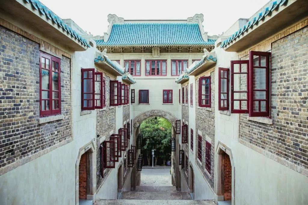 7 Days Inn Wuhan Huaqiaocheng Happy Valley