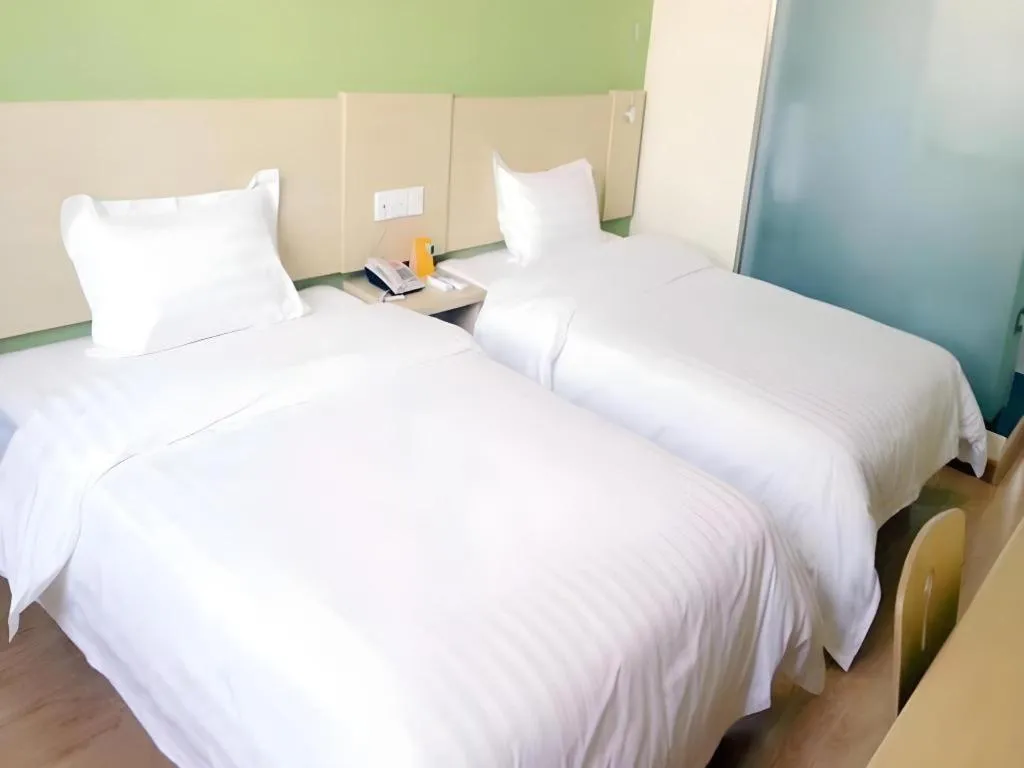 Bed in 7 Days Inn Wuhan Huaqiaocheng Happy Valley