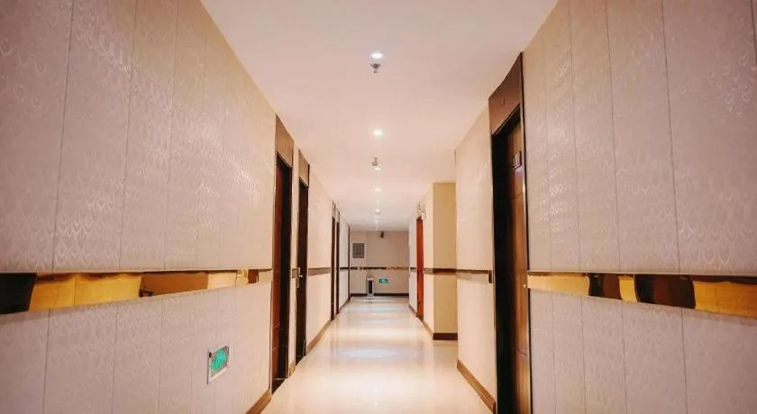 7 Days Inn Wuhan Huaqiaocheng Happy Valley