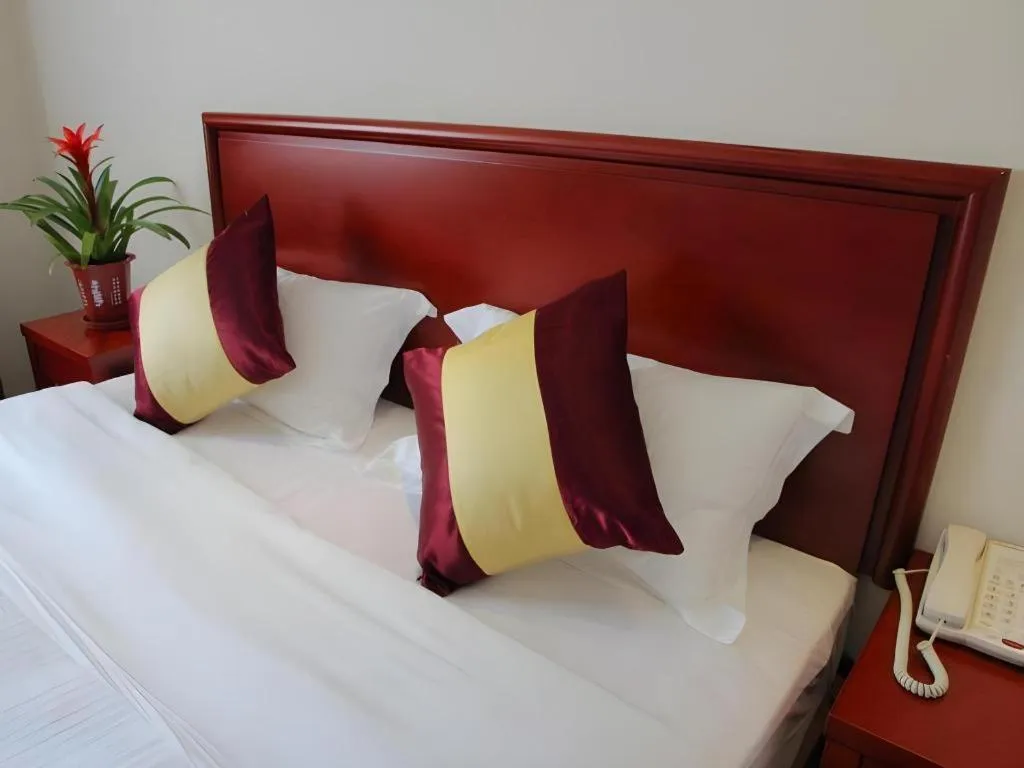 Bed in Greentree Inn Shanghai Middle Xinfu Road Huazhi Road Business Hotel