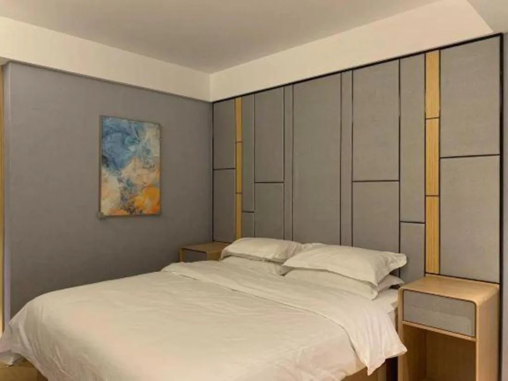 Bed in Greentree Inn Shanghai Middle Xinfu Road Huazhi Road Business Hotel