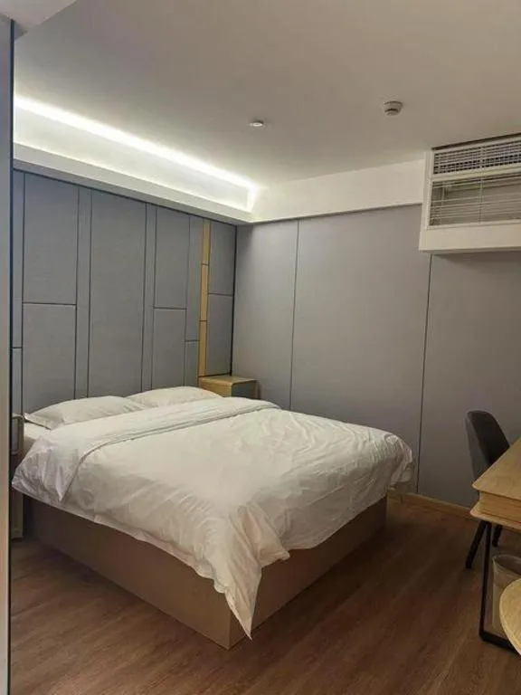 Bed in Greentree Inn Shanghai Middle Xinfu Road Huazhi Road Business Hotel