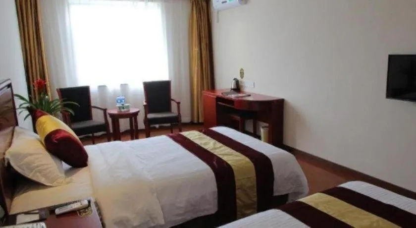 Bed in Greentree Inn Shanghai Middle Xinfu Road Huazhi Road Business Hotel