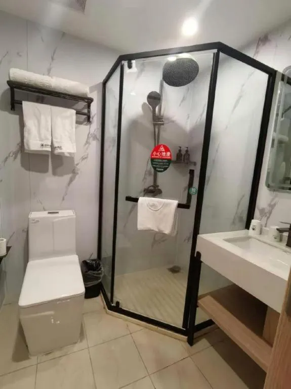 GreenTree Inn Shanghai Songjiang WanDa Plaza RonGMEi Road Express Hotel