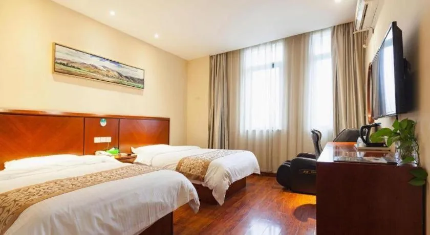Bed in GreenTree Inn Shanghai Songjiang WanDa Plaza RonGMEi Road Express Hotel