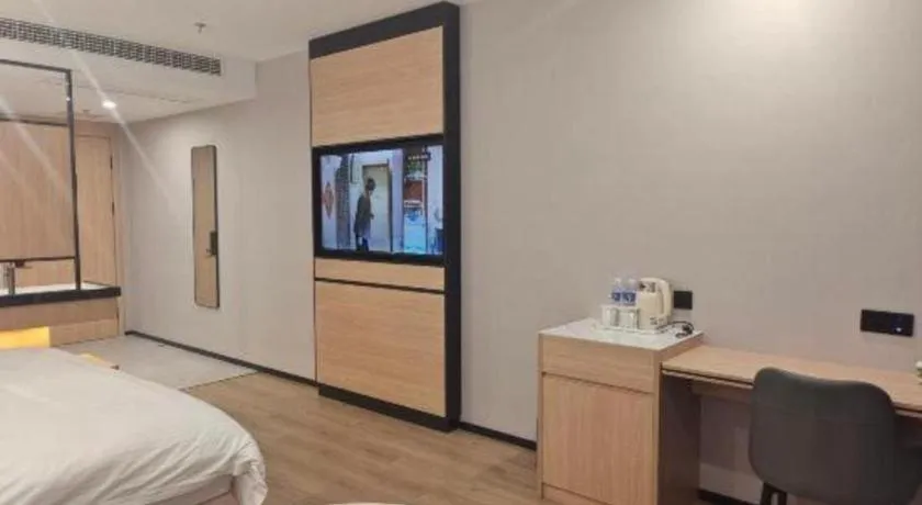 Bed in GreenTree Inn Shanghai Songjiang WanDa Plaza RonGMEi Road Express Hotel