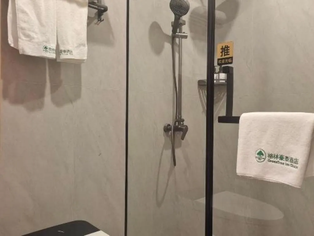 GreenTree Inn Shanghai Songjiang WanDa Plaza RonGMEi Road Express Hotel