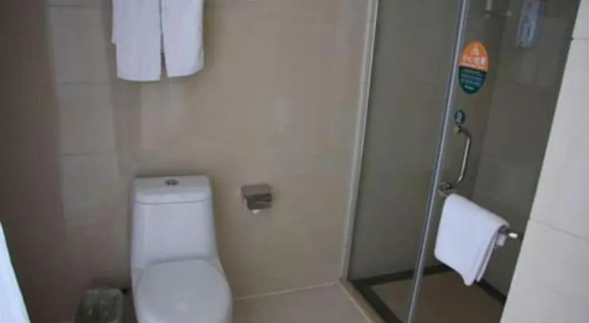 GreenTree Inn Shanghai Songjiang WanDa Plaza RonGMEi Road Express Hotel
