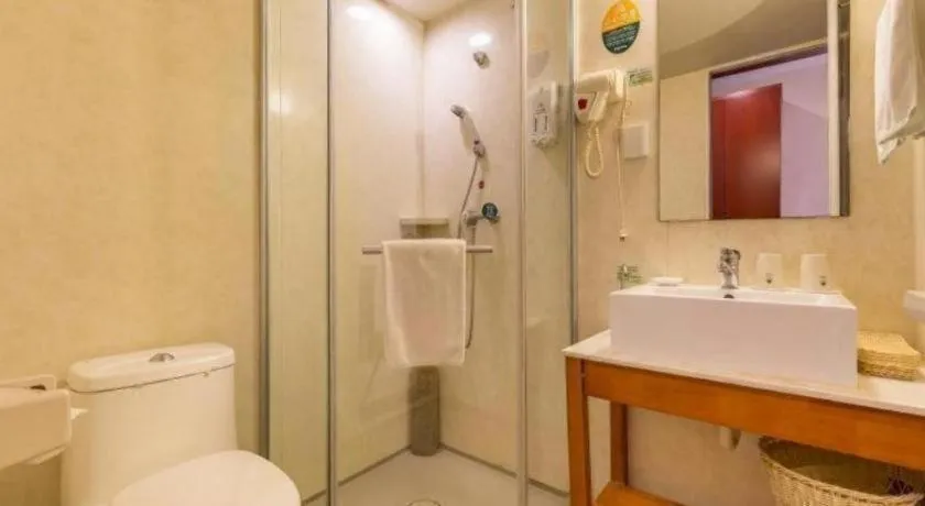 GreenTree Inn Xuzhou High Speed Railway Zhangqian Square Business Hotel