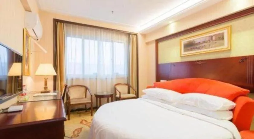 Bed in Vienna Hotel Yangzhou Yangzhou Slender West Lake Wenchangge
