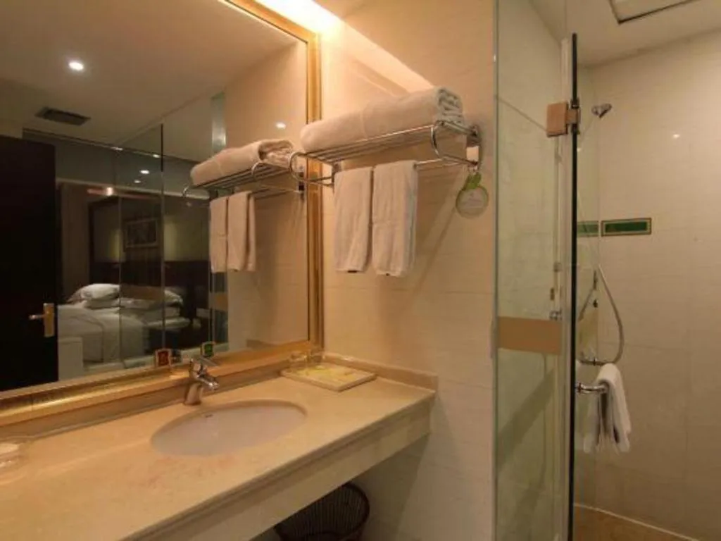 Vienna Hotel Yangzhou Yangzhou Slender West Lake Wenchangge