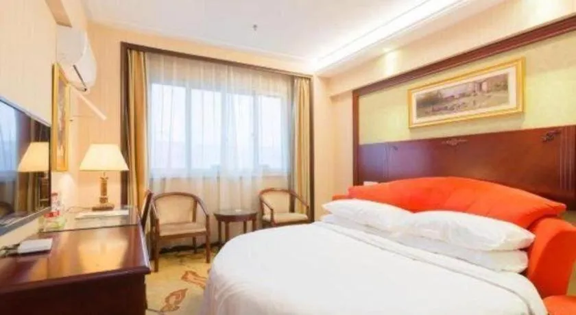 Bed in Vienna Hotel Yangzhou Yangzhou Slender West Lake Wenchangge