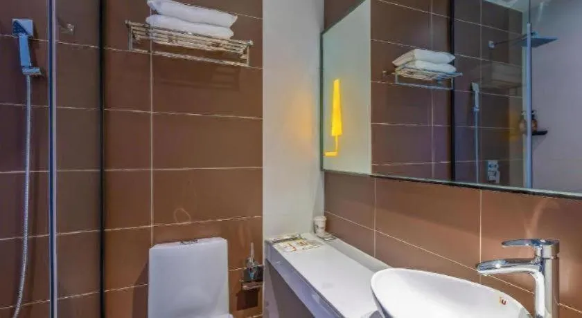 IU Hotel Guangzhou Taihe Square Branch