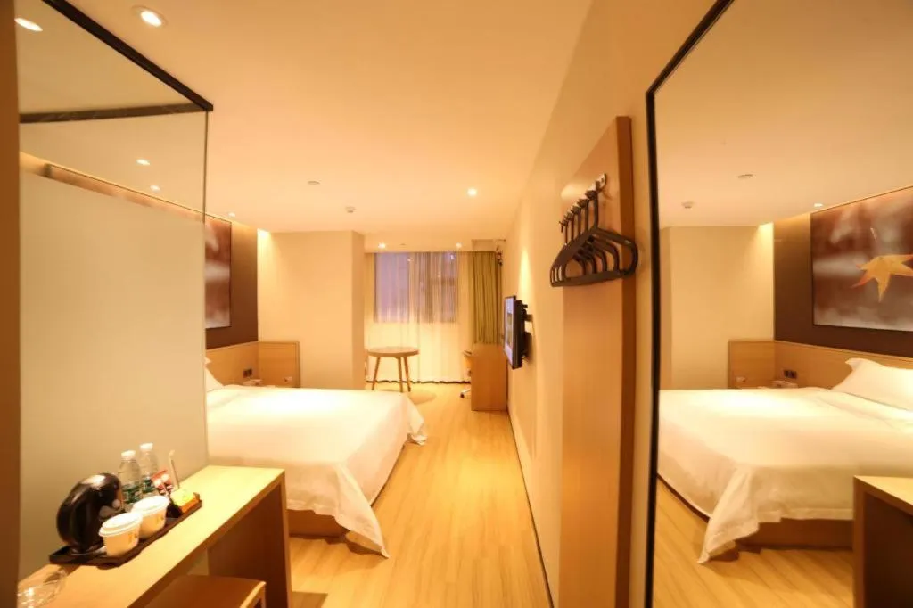 Bed in IU Hotel Guangzhou Taihe Square Branch