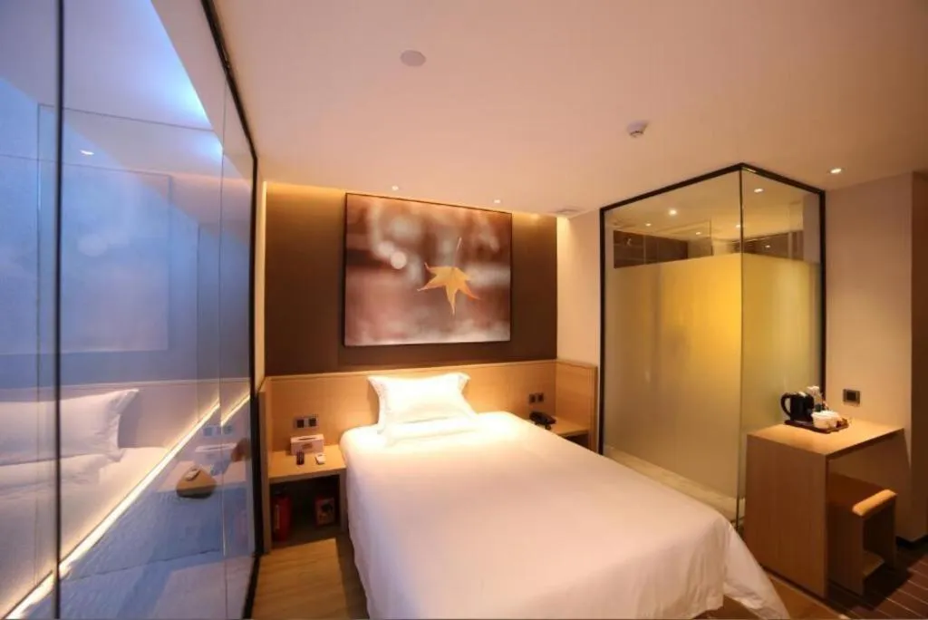 Bed in IU Hotel Guangzhou Taihe Square Branch