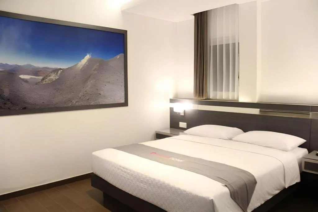 Bed in Neotel Hotel City Centre