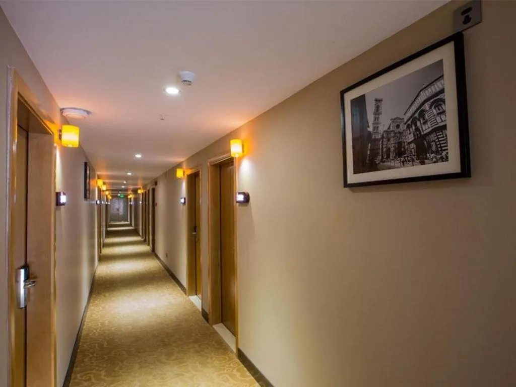 7 Days Inn Qinhuangdao Changjiang Road Chinese Medicine Hospital Branch