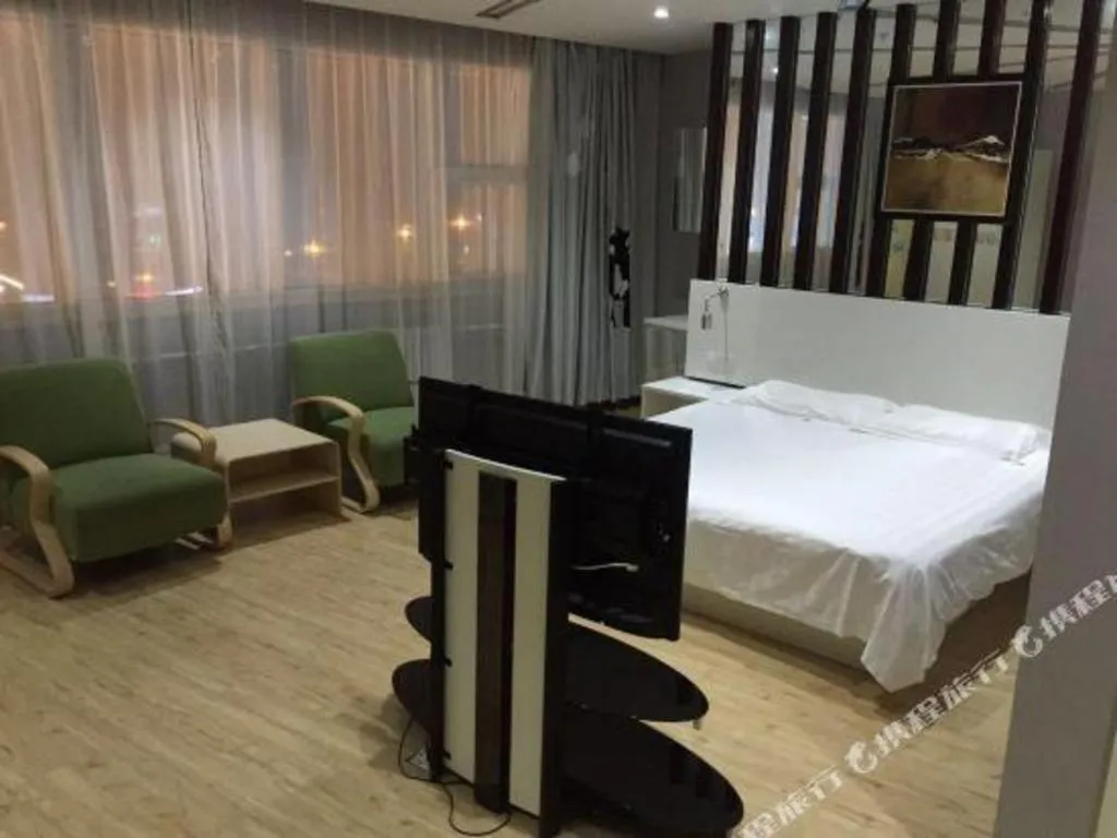 Bed in 7 Days Inn Qinhuangdao Changjiang Road Chinese Medicine Hospital Branch