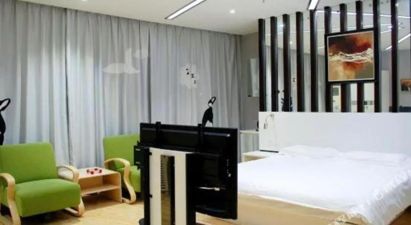 Bed in 7 Days Inn Qinhuangdao Changjiang Road Chinese Medicine Hospital Branch