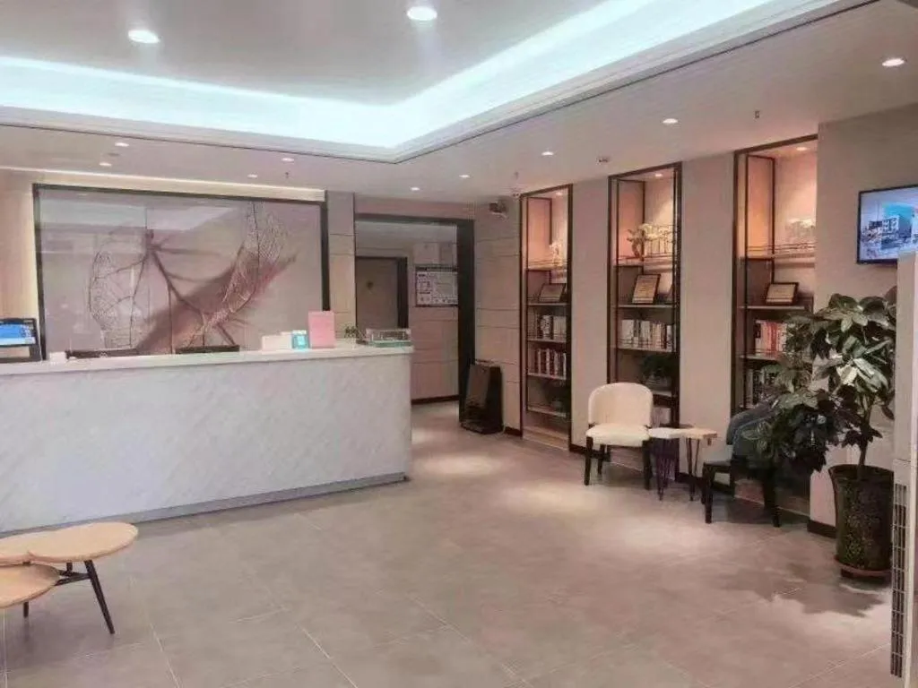 GreenTree Inn Tianjin JinNan ShuangLin Metro Station Express Hotel