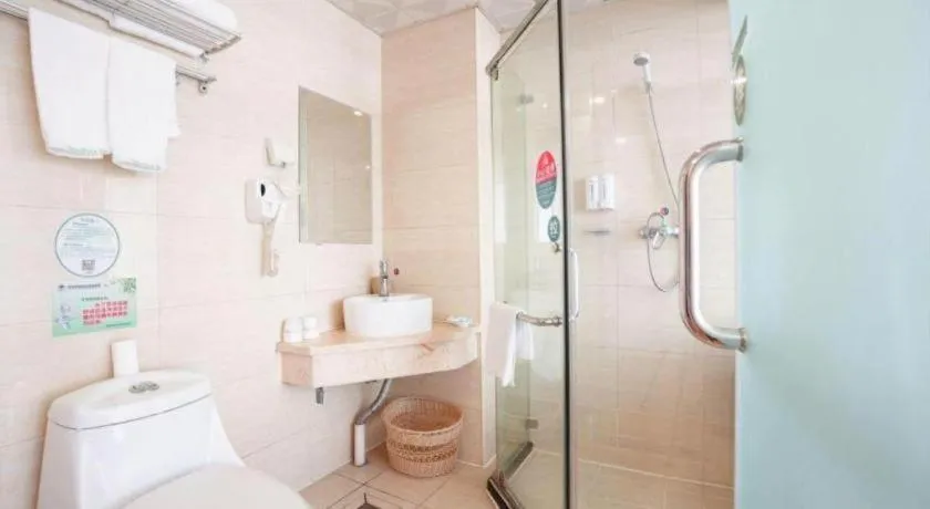 GreenTree Inn Tianjin JinNan ShuangLin Metro Station Express Hotel