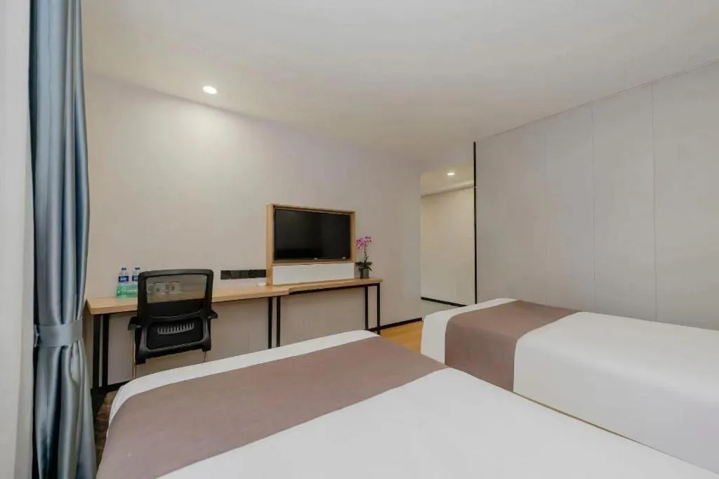 Bed in GreenTree Inn Nanjing Confucius Temple Sanshan Street Subway Station Express Hotel
