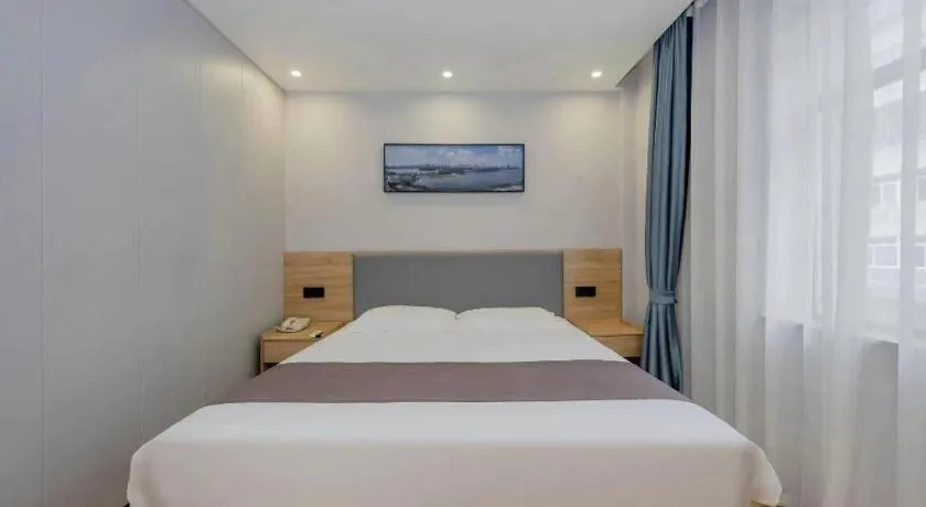 Bed in GreenTree Inn Nanjing Confucius Temple Sanshan Street Subway Station Express Hotel