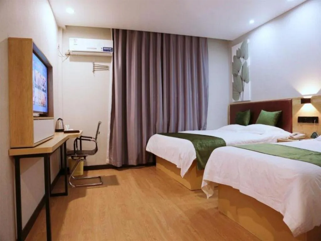 Bed in GreenTree Inn Nanjing Confucius Temple Sanshan Street Subway Station Express Hotel