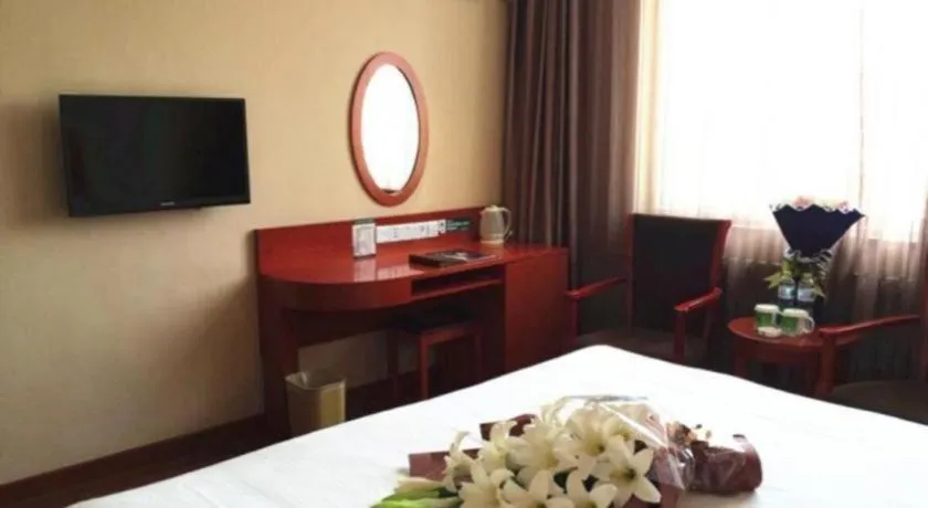GreenTree Inn Shandong Jinan Suncun New District Express Hotel