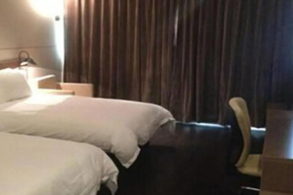 Bed in Jinjiang Inn select Hotel Kunming Economic Development Zone Kunming College