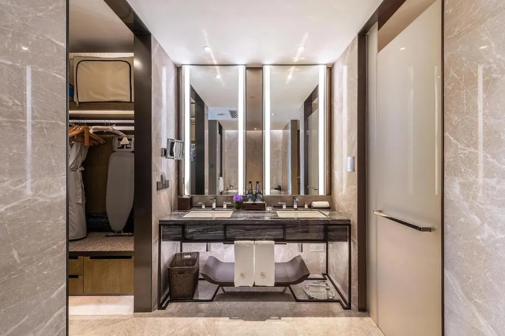 Golden Eagle Summit Hotel Kunshan