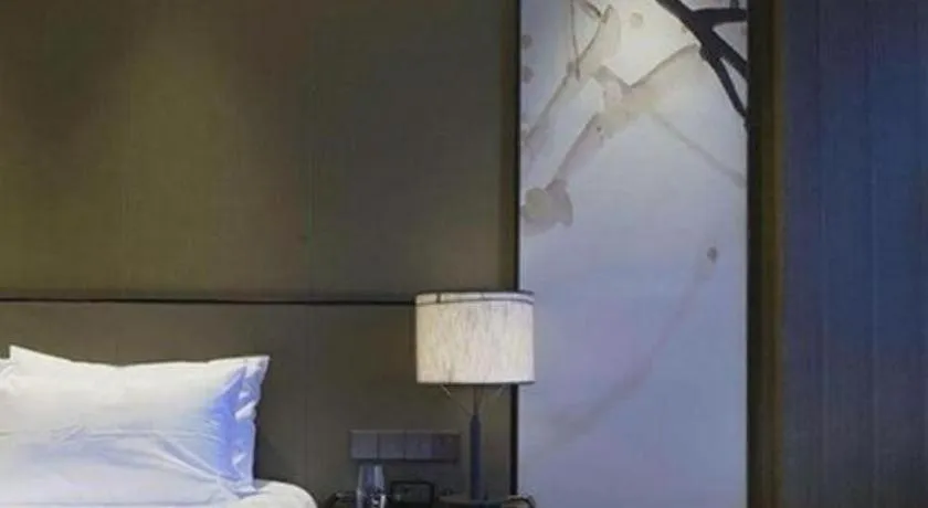 Bed in Golden Eagle Summit Hotel Kunshan