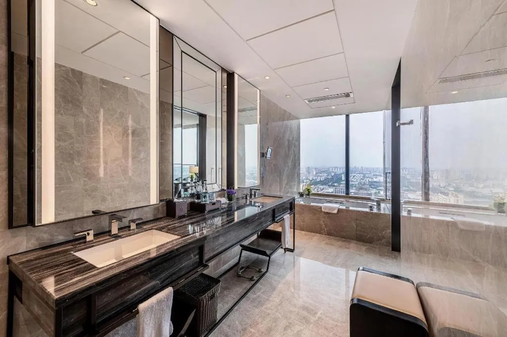 Golden Eagle Summit Hotel Kunshan