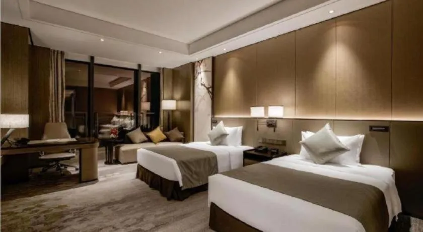 Bed in Golden Eagle Summit Hotel Kunshan