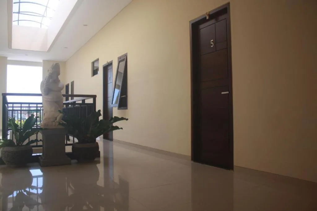 MANDARI HOTEL SINGARAJA