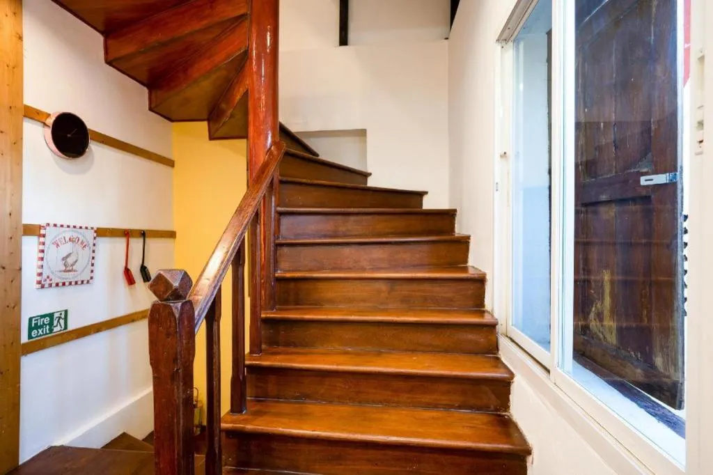 OYO 895 The Onion Hostel